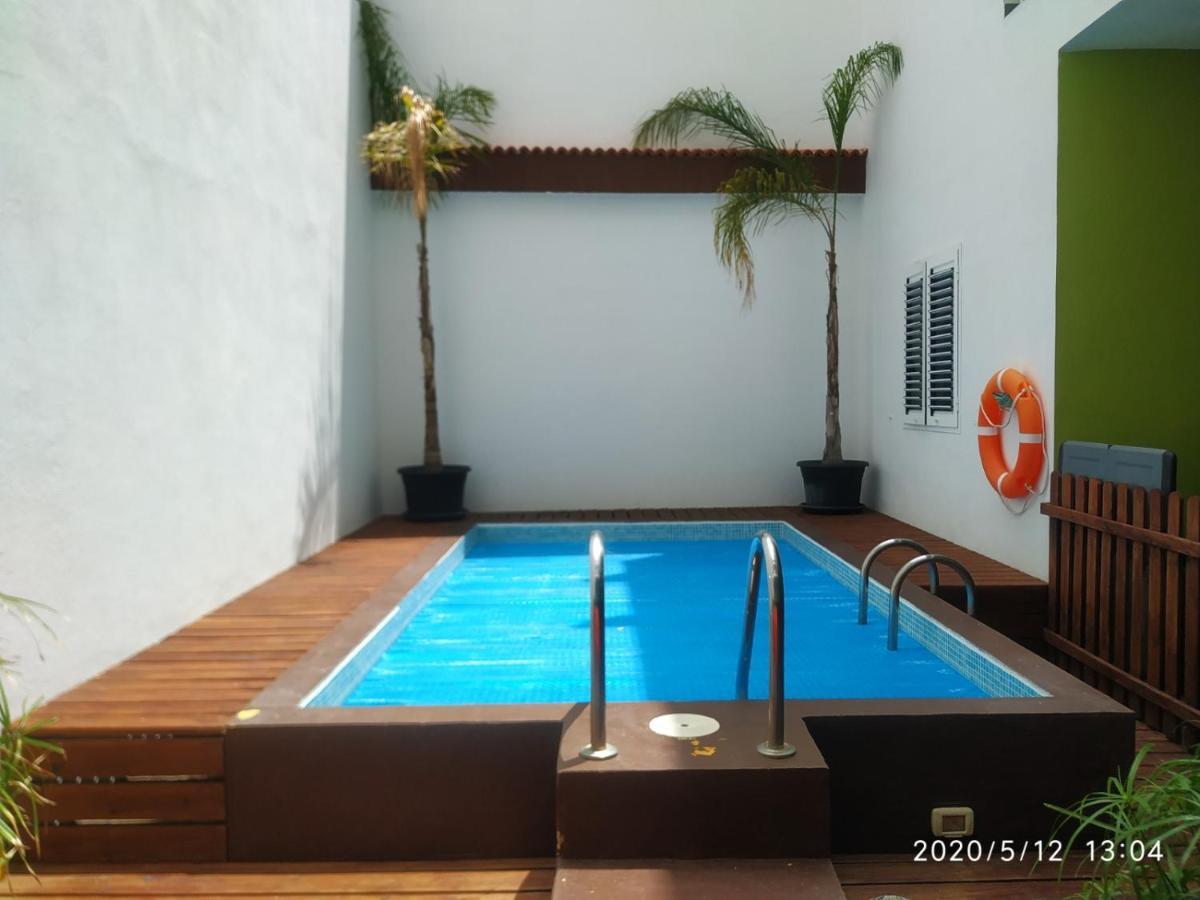 Apartamentos El Patio Los Llanos De Aridane Exterior photo